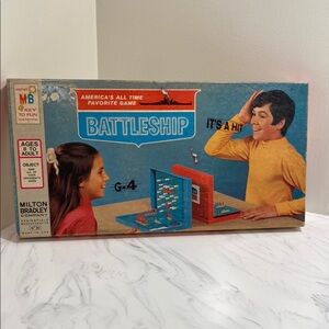 Vintage 1971 Milton Bradley Battleship Game
Very good condition